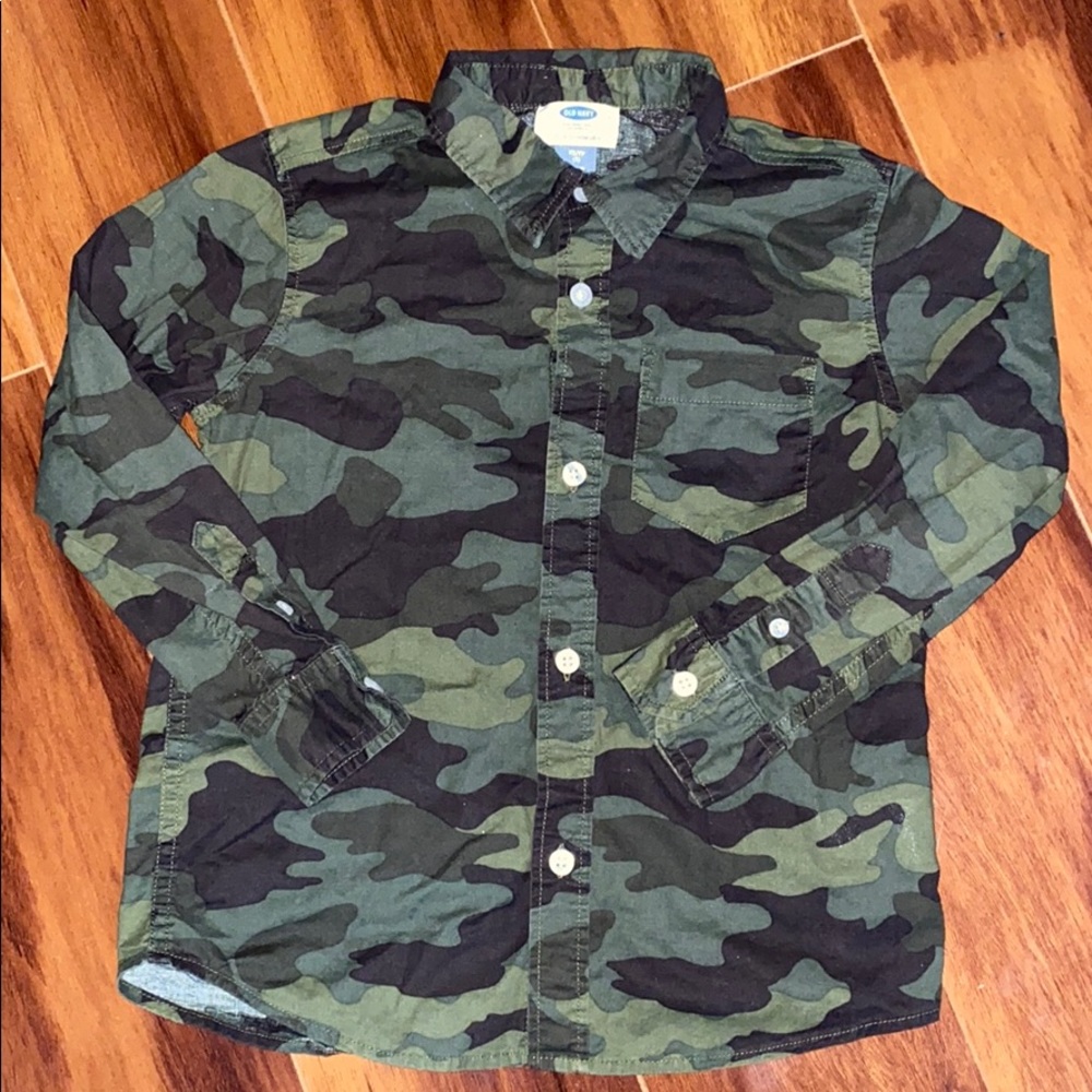 Boys green camouflage button down